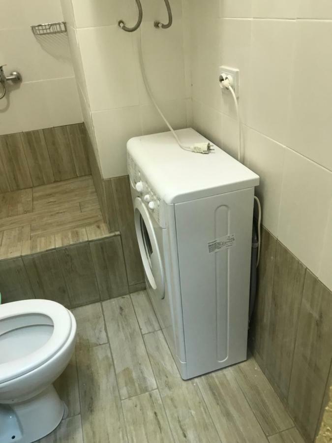 Ararat-Demeevskaya Hostel Kiev Exterior foto